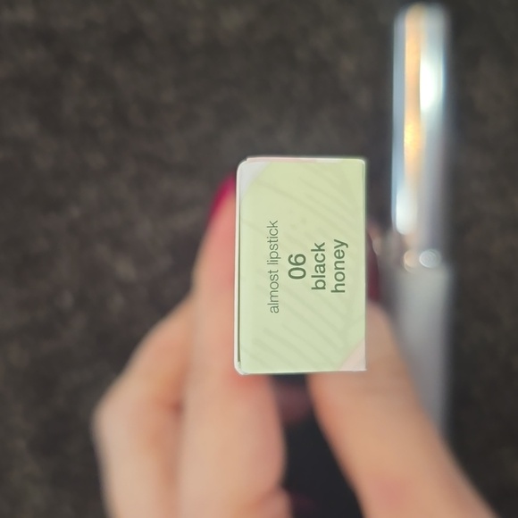 New, Sealed Clinique Almost Lipstick - Shade#6 black honey, Brand new in box - Picture 3 of 8